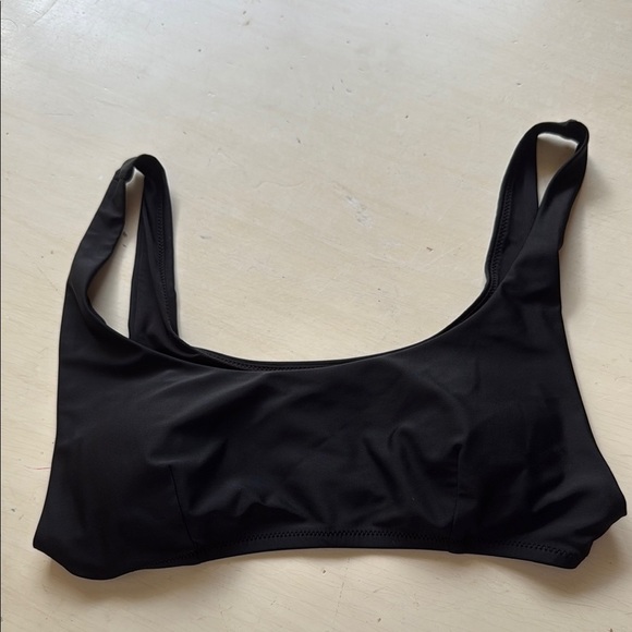AERIE BLACK SWIMSUIT TOP (sz x-lg) - Picture 1 of 3